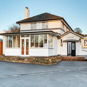 The Commodore Guest house
